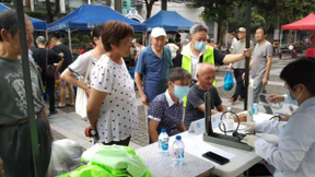 芙艾醫(yī)療助力社區(qū)公益活動，全民化普及醫(yī)療知識