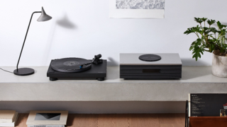 永恒之聲，現(xiàn)代演繹 Technics 推出全新直驅(qū)式唱盤機SL40C/40CBT