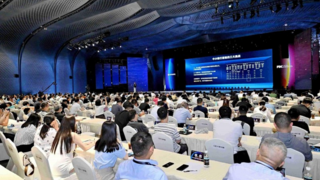 未來銀行大會2025成都召開，200余家銀行600位高層共探科技破局路徑